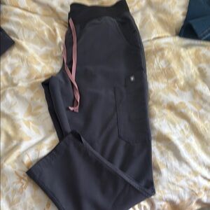 Figs High Waisted Skinny Yola 2.0 scrub pants